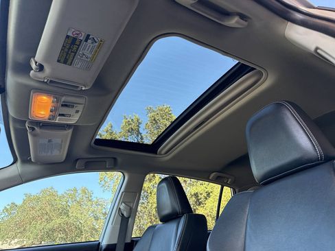 Used 2013 Toyota RAV4 Limited FWD image 4