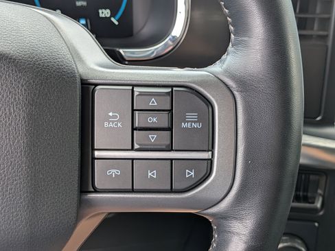 Used 2021 Ford F150 Lariat RWD image 33