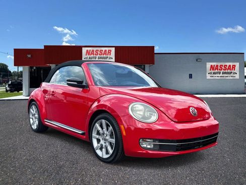 Used 2013 Volkswagen Beetle 2.0T image 3