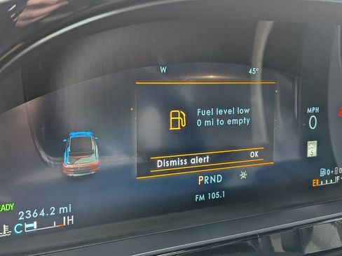 Used 2025 Lincoln Corsair Grand Touring w/ Towing Package AWD/4WD image 13