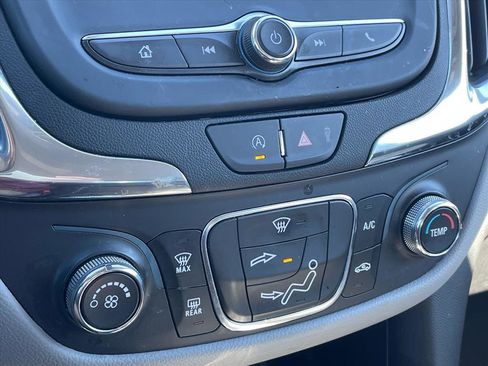 Used 2023 Chevrolet Equinox LS w/ Sport Edition image 13