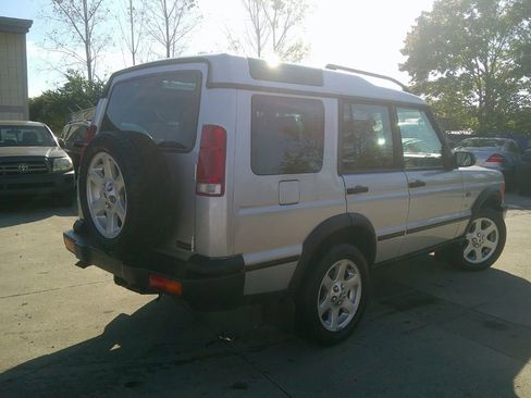 Used 2002 Land Rover Discovery SE image 4
