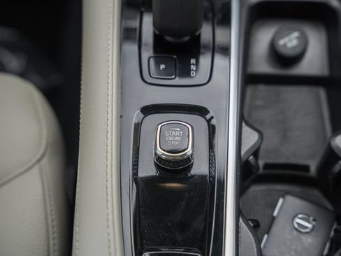 Certified 2023 Volvo XC90 B6 Plus AWD/4WD image 25