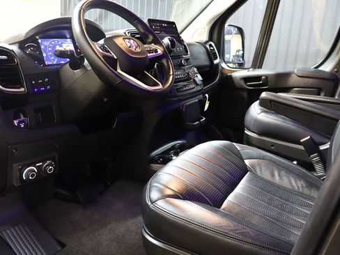 Used 2024 RAM ProMaster 3500 w/ Advanced Safety Group FWD image 37