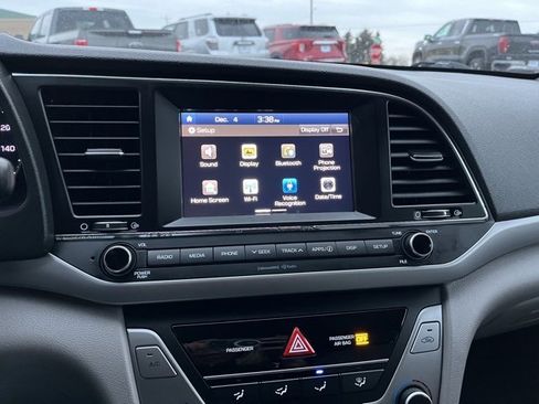 Used 2018 Hyundai Elantra SEL image 41