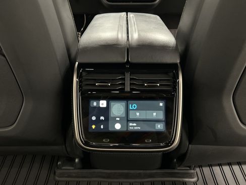 Used 2022 Rivian R1S Launch Edition AWD/4WD image 30