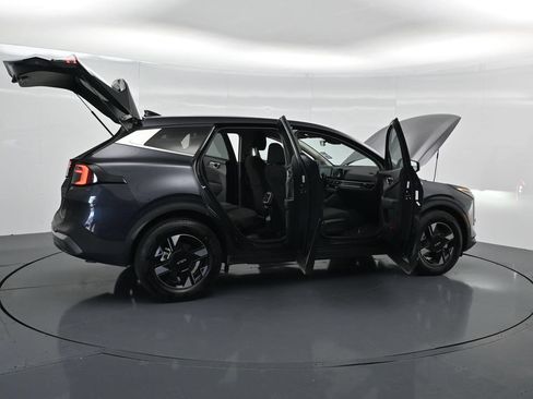 Used 2026 Kia Sportage LX FWD image 39