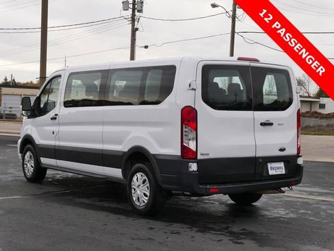 Used 2023 Ford Transit 350 XLT image 3