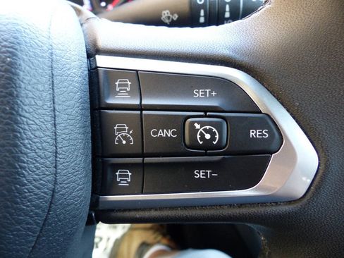 Used 2024 Jeep Compass Limited AWD/4WD image 46