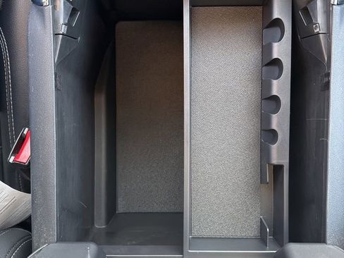 Used 2022 Ford F150 XLT w/ Equipment Group 302A High image 37