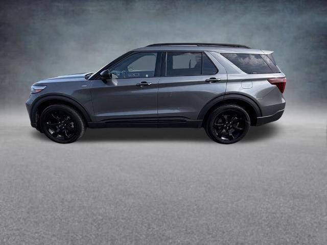 Certified 2023 Ford Explorer ST-Line AWD/4WD image 2