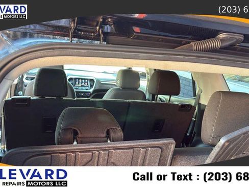 Used 2021 GMC Acadia SLE w/ Driver Convenience Package image 33