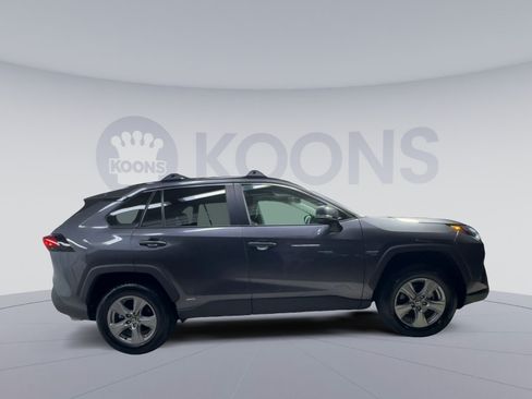 Used 2024 Toyota RAV4 XLE w/ Convenience Package AWD/4WD image 12