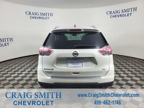 Used 2016 Nissan Rogue SL w/ SL Premium Package FWD image 4