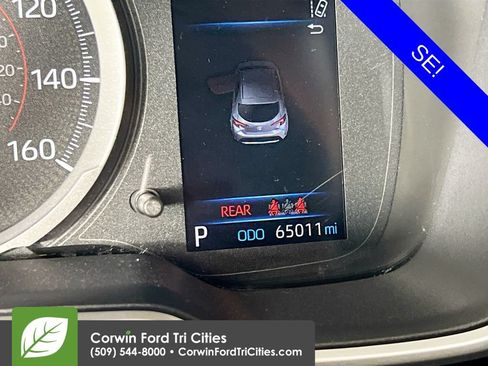 Used 2019 Toyota Corolla SE w/ Carpet Mat Package FWD image 2