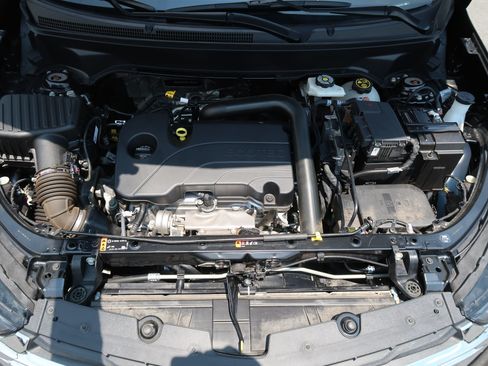 Used 2023 Chevrolet Equinox LS w/ LS Convenience Package FWD image 47