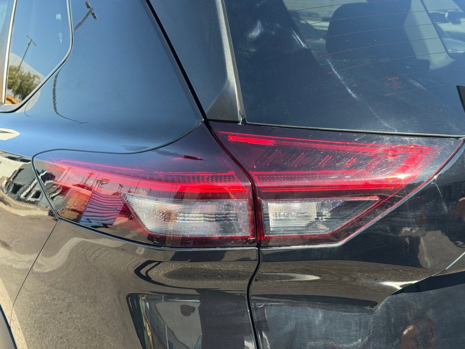 Used 2022 Nissan Rogue SV AWD/4WD image 31