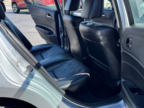 Used 2013 Acura ILX w/ Premium Package FWD image 16