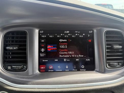 Used 2020 Dodge Charger SXT w/ Driver Convenience Group AWD/4WD image 22