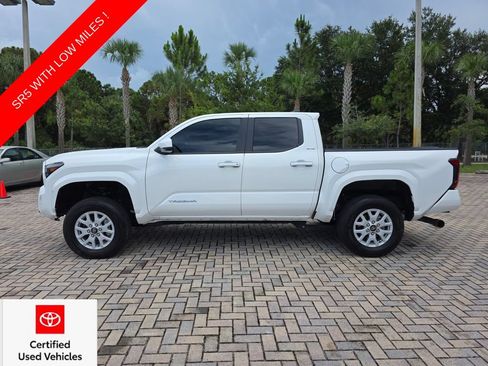 Certified 2025 Toyota Tacoma SR5 AWD/4WD image 8
