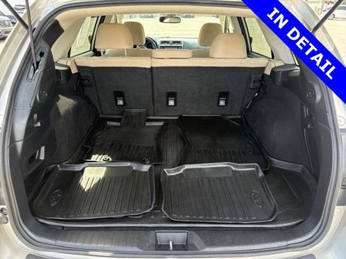 Used 2018 Subaru Outback 2.5i Premium AWD/4WD image 17