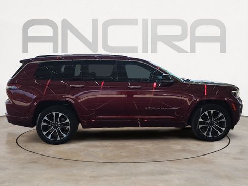 Used 2021 Jeep Grand Cherokee L Overland w/ Luxury Tech Group IV RWD image 9