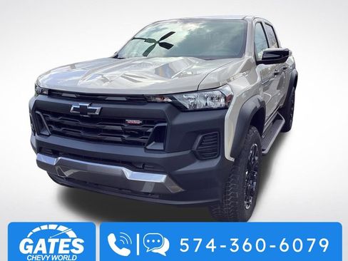 New 2026 Chevrolet Colorado Trail Boss AWD/4WD image 2