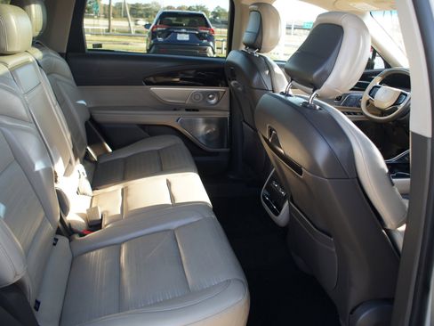 Used 2024 Lincoln Nautilus Reserve w/ Equipment Group 203A image 22