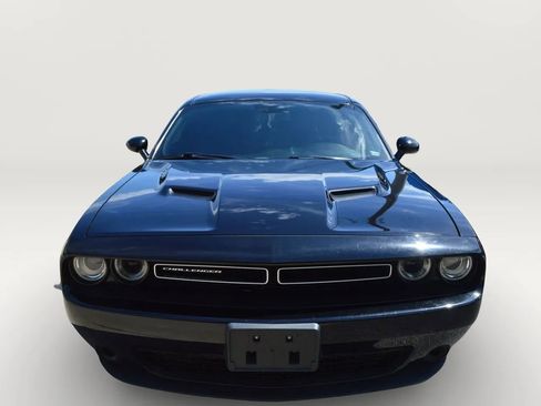 Used 2018 Dodge Challenger SXT w/ Sound Group RWD image 2