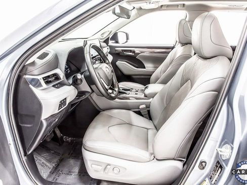 Used 2023 Toyota Highlander Platinum image 27