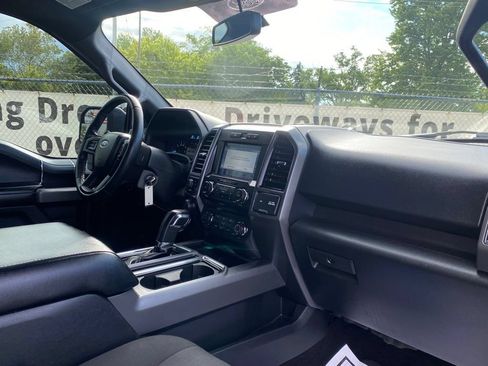 Used 2018 Ford F150 XLT w/ Equipment Group 302A Luxury AWD/4WD image 19