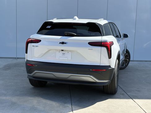 Used 2024 Chevrolet Blazer EV LT AWD/4WD image 6