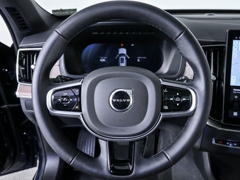 Certified 2026 Volvo XC90 T8 Ultra w/ Protection Package Premier image 11