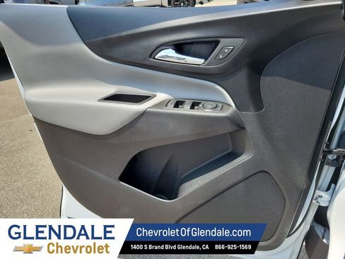 Certified 2020 Chevrolet Equinox LS w/ LPO, Floor Liner Package FWD image 36