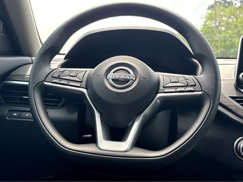 New 2026 Nissan Altima 2.5 SV w/ SV Special Edition Package FWD image 14