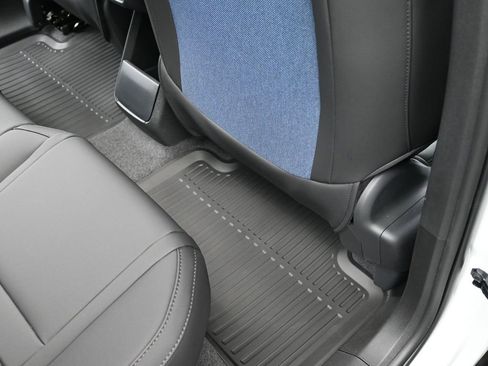 New 2026 Volvo EX30 Cross Country Ultra w/ Protection Package Premier AWD/4WD image 16