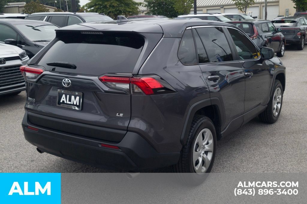 Used 2023 Toyota RAV4 LE FWD image 5