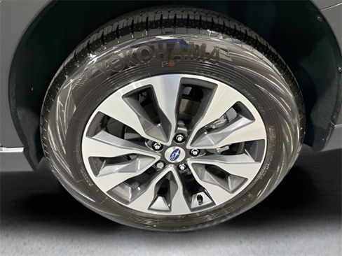 Certified 2025 Subaru Outback Limited XT w/ Tech Package 3 image 39