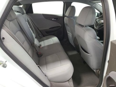 Used 2022 Chevrolet Malibu LS FWD image 13