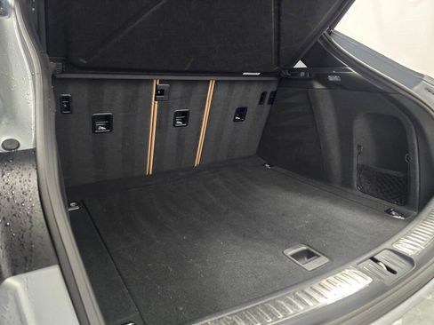 Certified 2025 Porsche Macan image 22