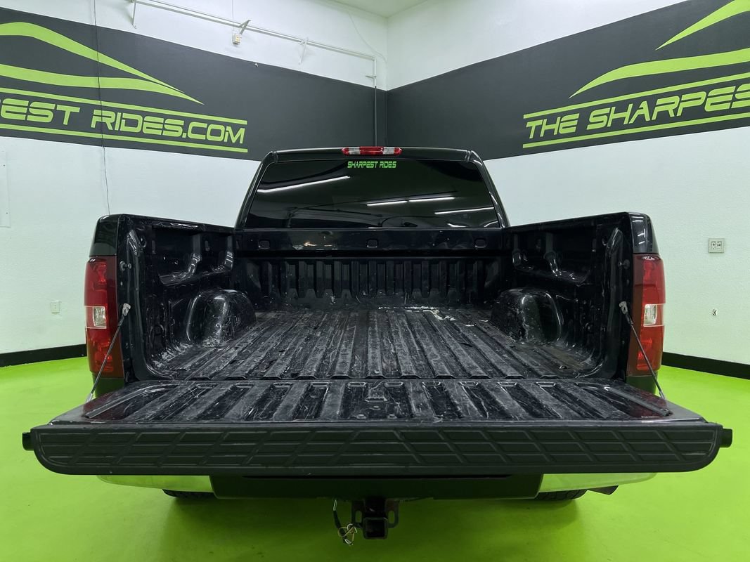 Used 2010 Chevrolet Silverado 1500 LT w/ Power Pack Plus AWD/4WD image 9