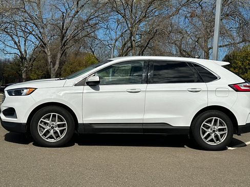Used 2024 Ford Edge SEL AWD/4WD image 7