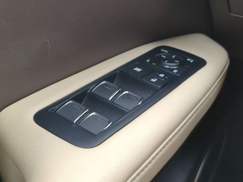 Used 2020 Lexus RX 350L Premium image 23