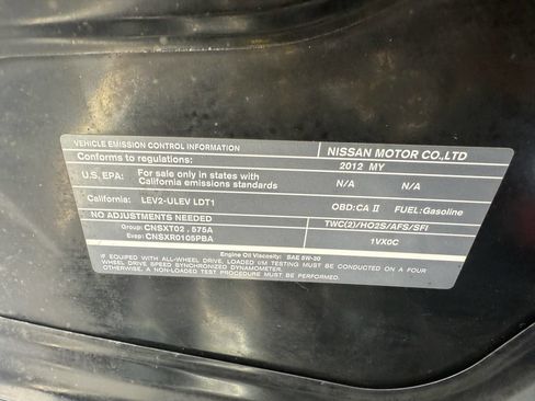 Used 2012 Nissan Rogue SV w/ Premium Pkg image 18