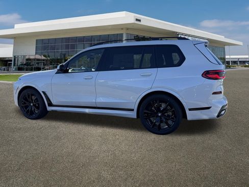 New 2026 BMW X7 xDrive40i image 7
