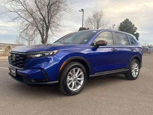 Used 2025 Honda CR-V EX-L image 3