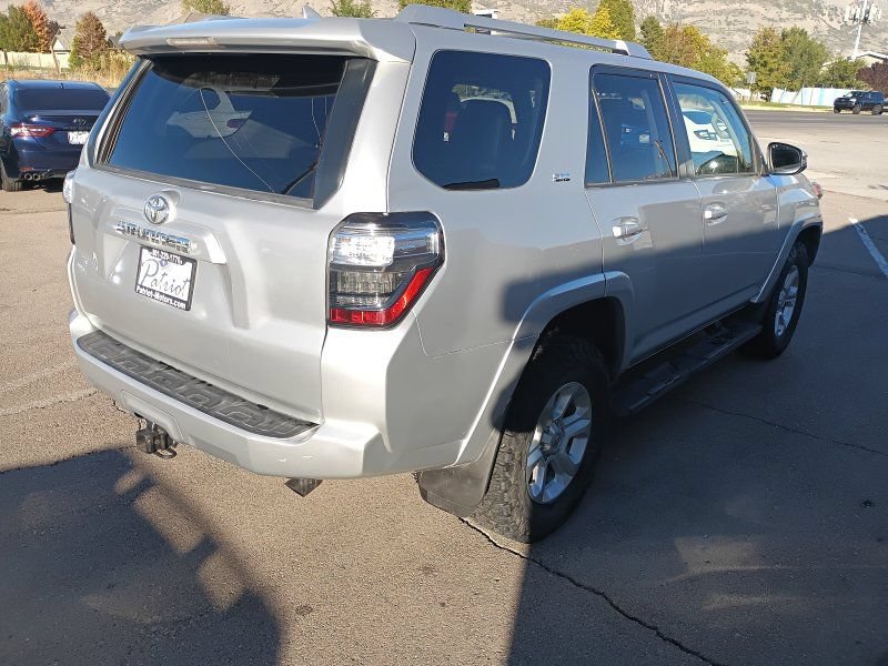 Used 2014 Toyota 4Runner SR5 Premium AWD/4WD image 5