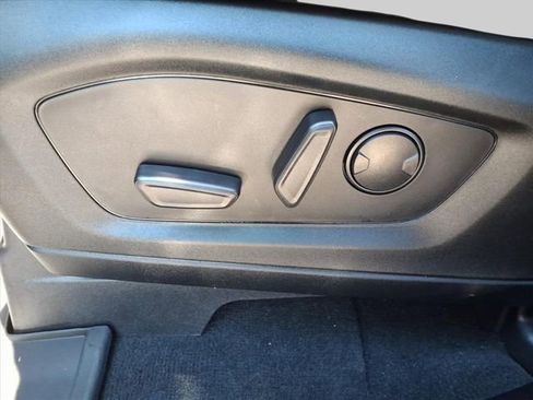 Used 2022 Ford Explorer Timberline image 12