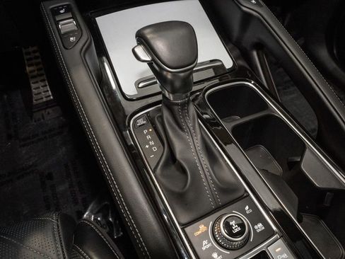 Certified 2024 Kia Telluride SX Prestige X-Line image 19