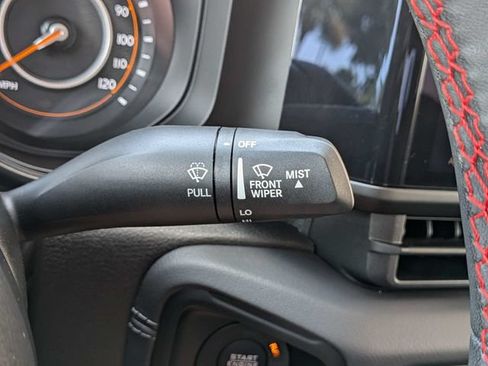 Used 2024 Jeep Gladiator Rubicon w/ Safety Group AWD/4WD image 33